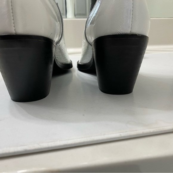 L’ intervalle women’s ankles heeled boots Size 40, US 9 excellent condition - Picture 6 of 9